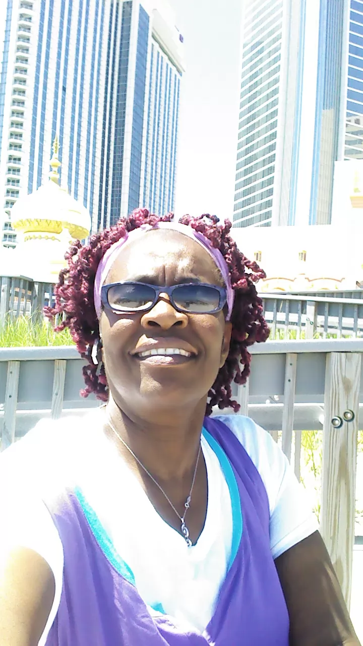 Elizabeth Sheriff, Herbalife Distributor in Hillside, New Jersey