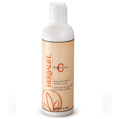 Radiant C™ Body Lotion FPS 15