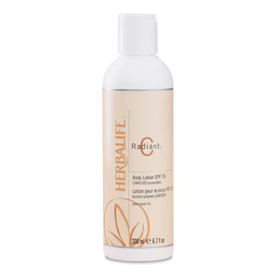 Radiant C® Loción corporal FPS15 (200ml)