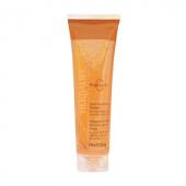 Radiant C™ Daily Facial Scrub Cleanser